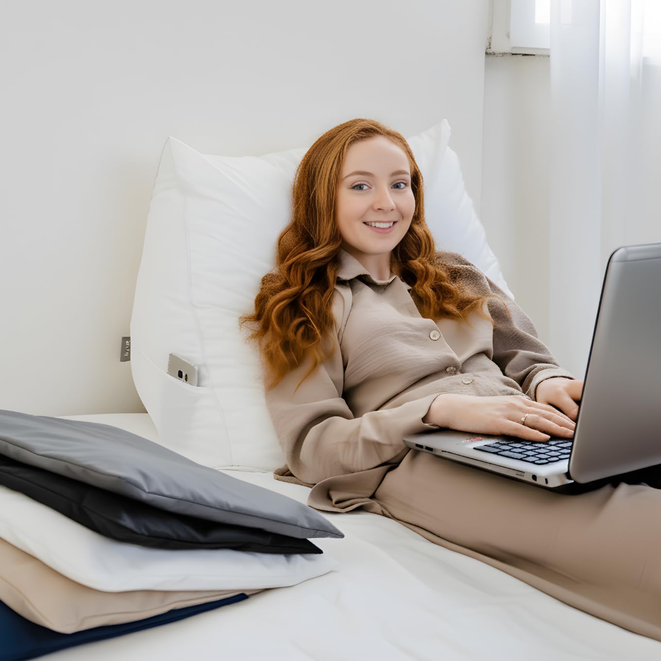Bline Coussin de Lecture Blanc, Coussin Dossier Ergonomique en Mousse a Memoire de Forme pour Lire au Lit ou sur Le Canape, Housse Coton Lavable, Pochette Livre