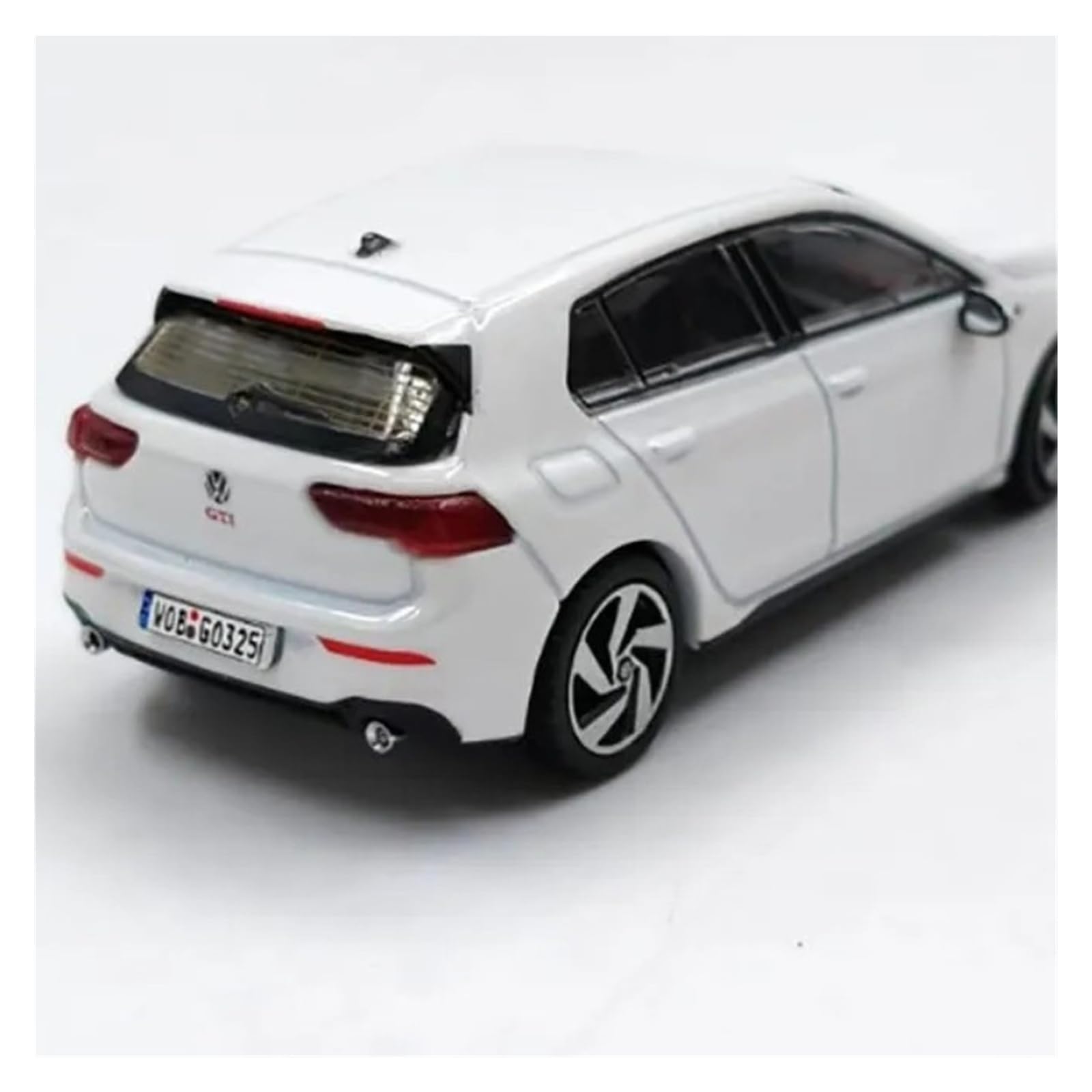 Amazon | ミニチュア展示 1:64スケール フォルクスワーゲン ゴルフ GTI