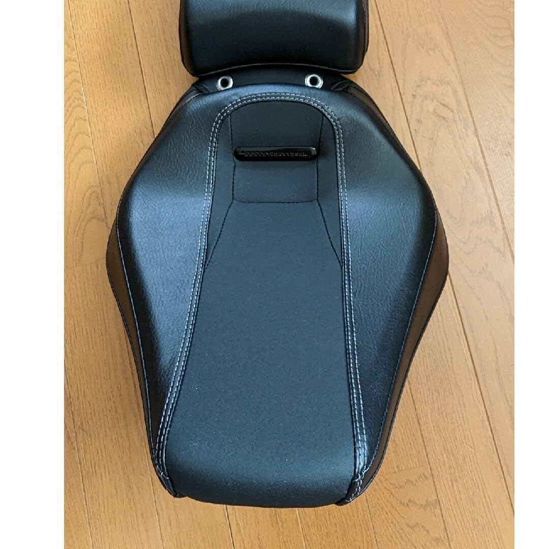 ブレイクアウト純正ソロシート