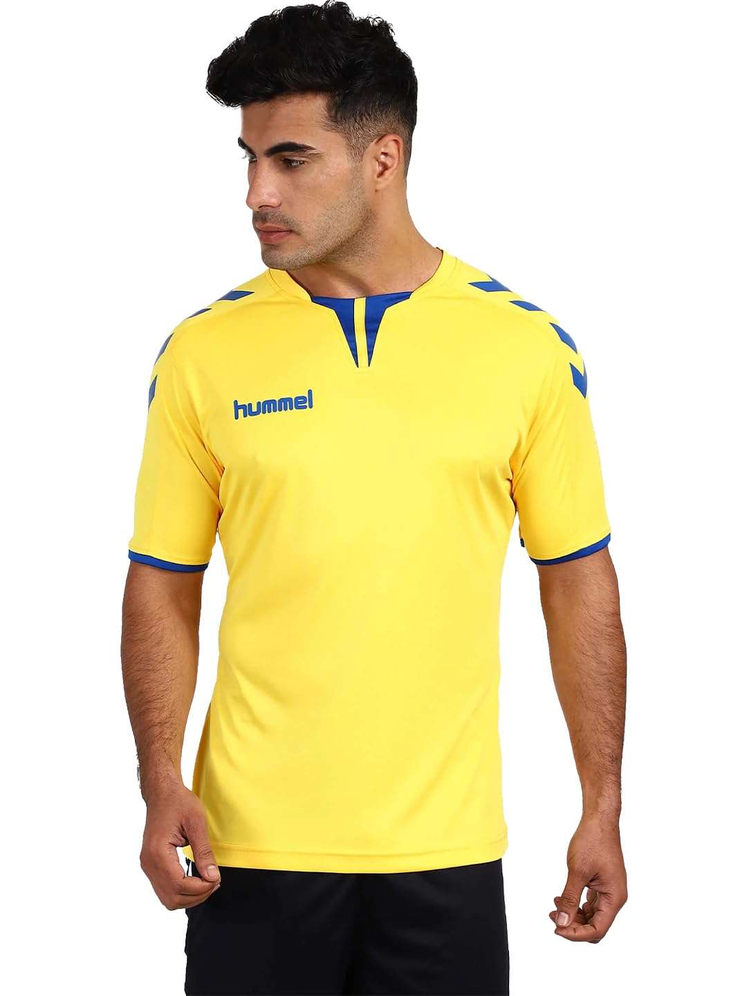 hummelMen's Solid Relaxed Fit T-Shirt