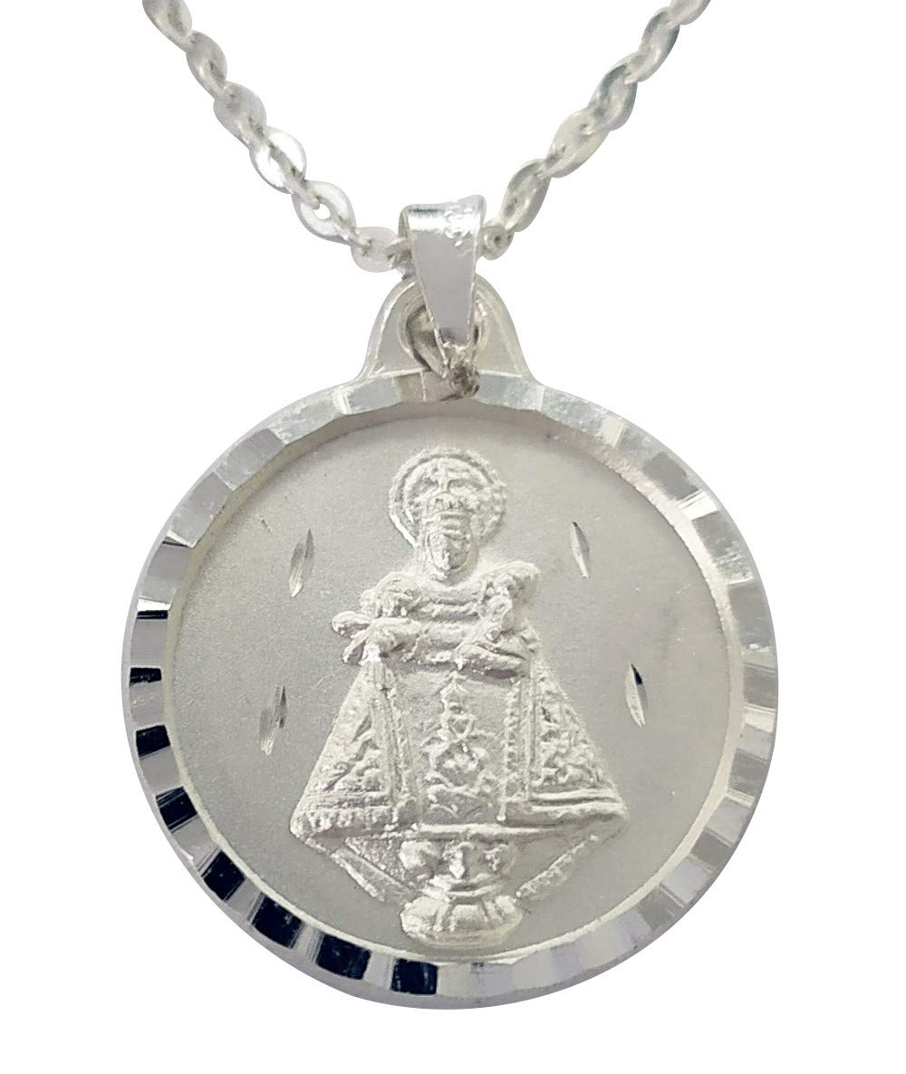 SicuoreColgante Medalla de la Virgen de Covadonga - Elaborada en Plata de Ley 925 - Diseño Religioso con Medalla de 18 mm - Cadena de 45 cm con Cierre de Reasa - Incluye Estuche