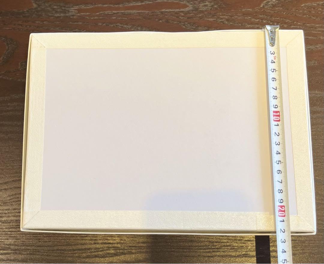 Amazon.co.jp: 豪華！大倉陶園絵皿！皿立て付き 宮中歌会始「人