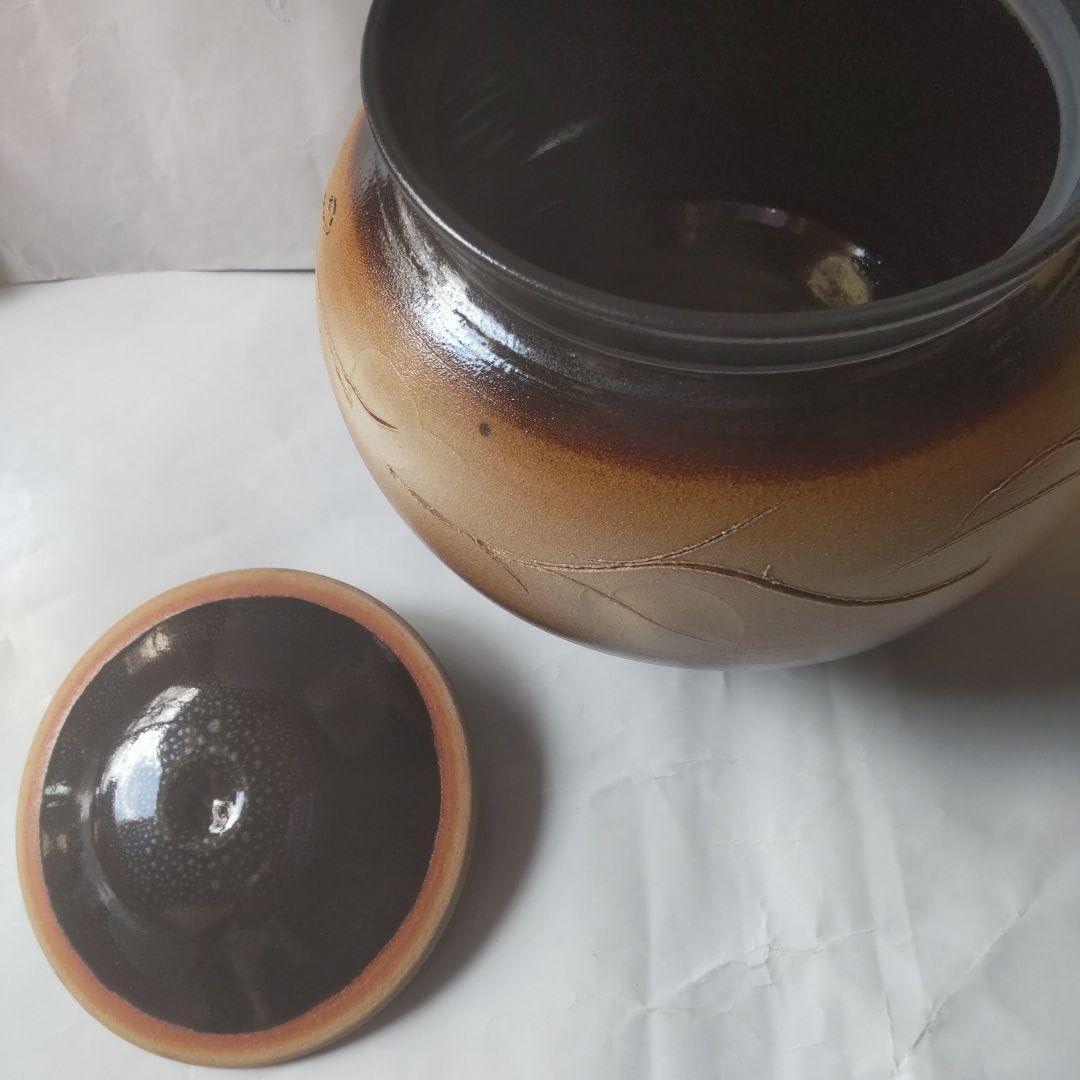 京焼 西川實 作 塩釉葉文流 水指 共箱 茶碗 茶道具 抹茶碗 美品 です。 京焼 西川實 作 塩釉葉文流 水指 共箱 茶碗 茶道具 抹茶