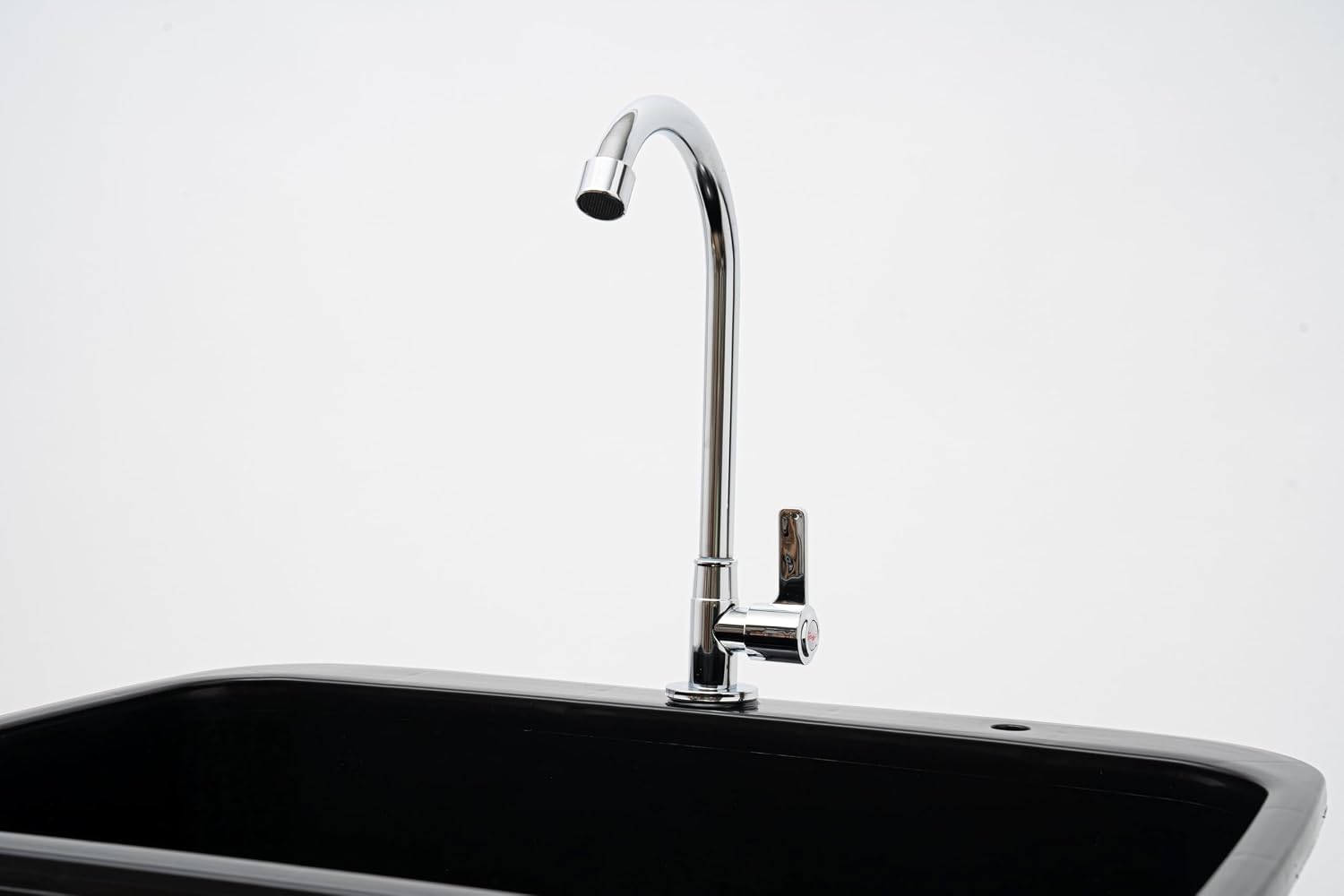 Freestanding Utility Sink With Faucet & Storage Shelf, Smart Design And Modern Appearance,Laundry Tub Heavy-Duty Basement Sink For Laundry Room, Garage & Workshop Easy Installation