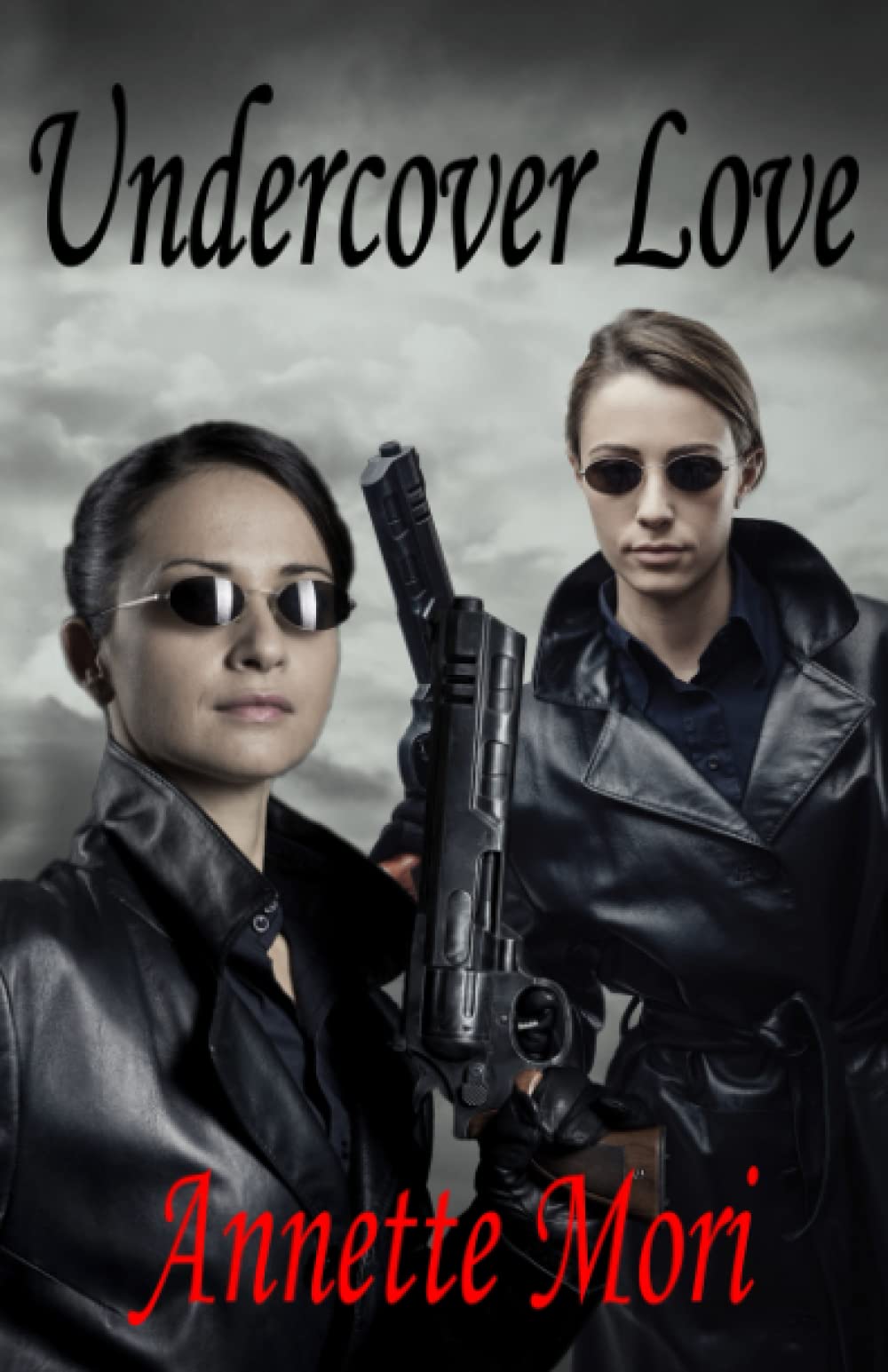 Buy Undercover Love: 1 (San Diego Trilogy) — BookShops.in