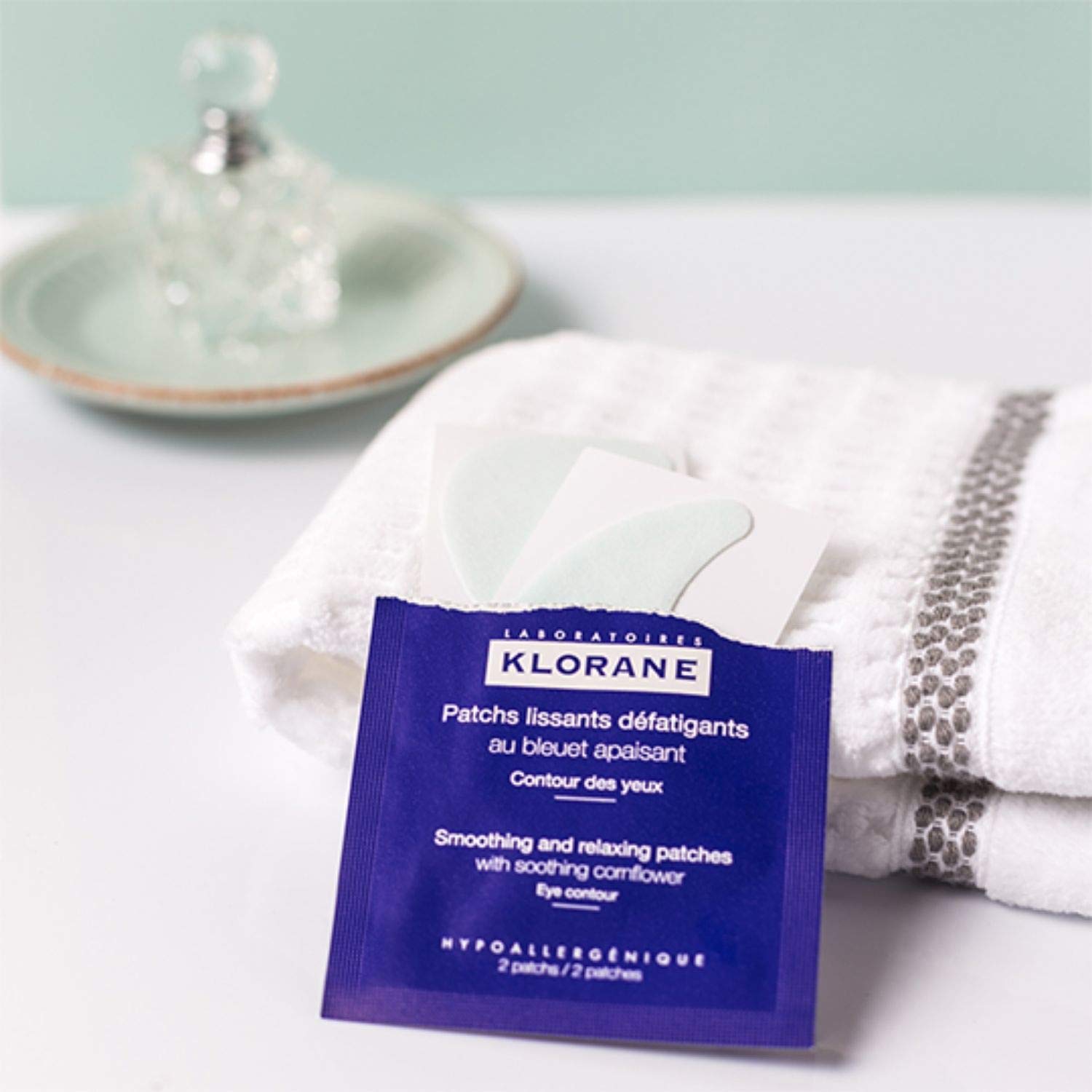 Klorane Smoothing and Relaxing Patches with Soothing Cornflower for Puffy Tired Eyes, Soothing Eye Masks : Beauty & Personal Care