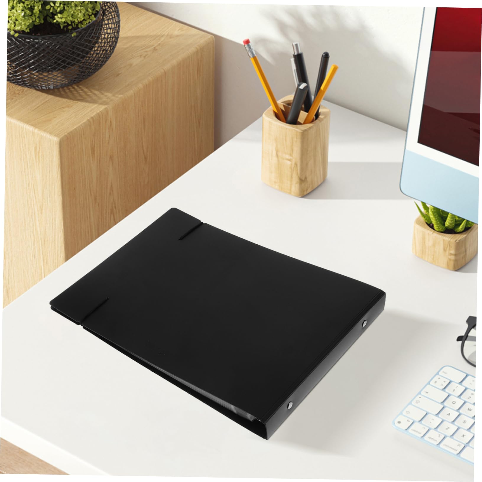 Carpeta de Chequera Negra de Plástico con Amplia Capacidad y Funcionalidad Versátil para Organizar Facturas y Documentos en Oficina o Casa