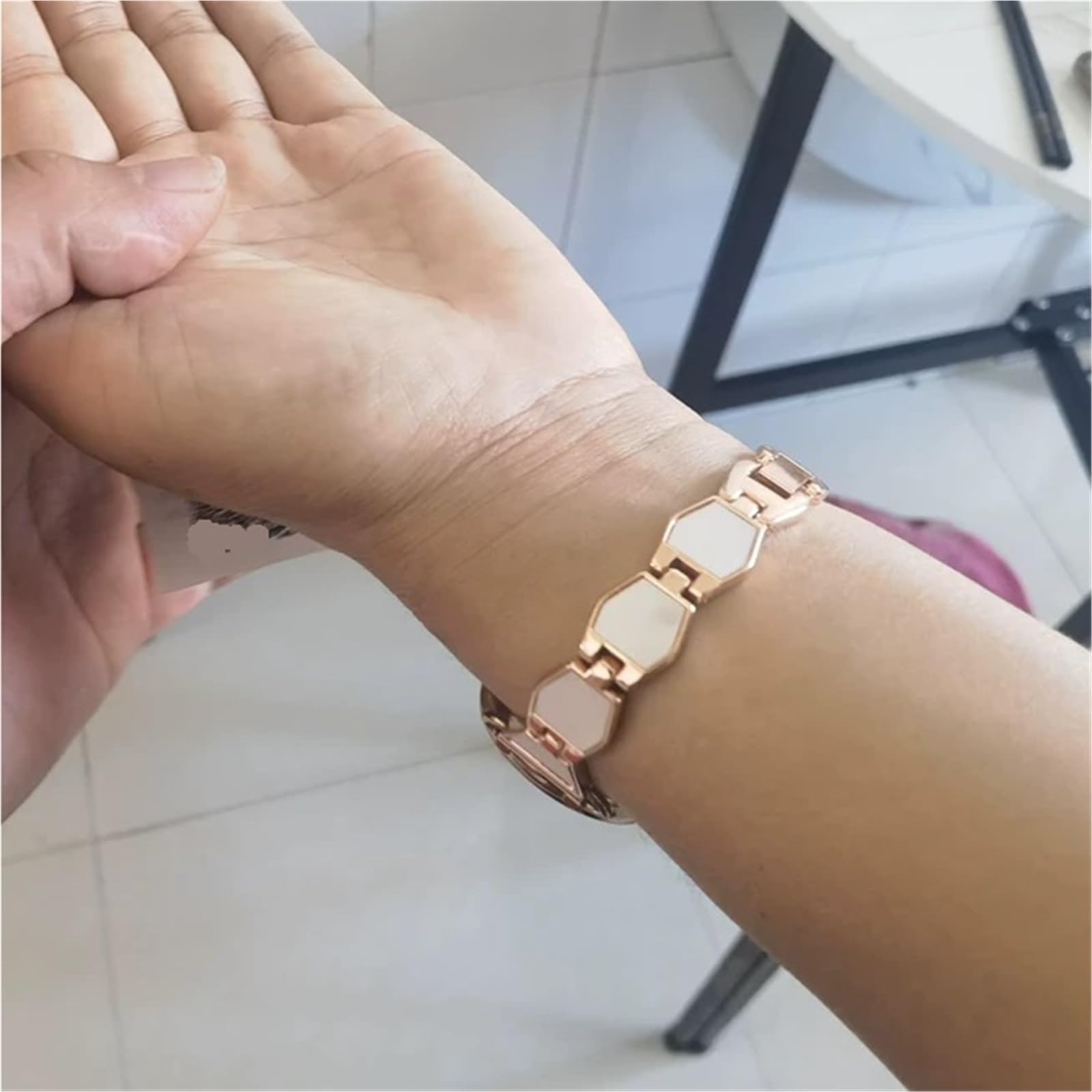 Kobieta Elegancki metalowy pasek do zegarka ze stali nierdzewnej 16 mm 18 mm Wygodne i swobodne paski zamienne