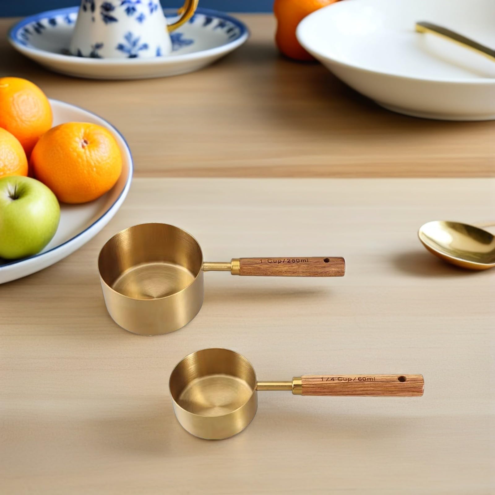 INOOMP Juego de 8 Tazas y Cucharas Medidoras de Acero Inoxidable con Mangos de Madera para Cocinar y Hornear con Medición Precisa y Durabilidad Excepcional