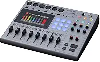 Zoom PodTrak Gravador de podcast P8, 6 entradas de microfone, 6 saídas de fone de ouvido, entrada de telefone, pads de som, edição integrada, gravação para cartão SD, interface de áudio USB, alimentado por bateria