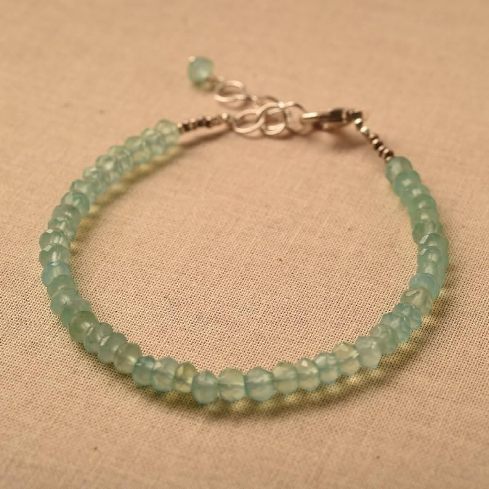 Green Chalcedony Rondelle Beaded Bracelet with Gold Lock