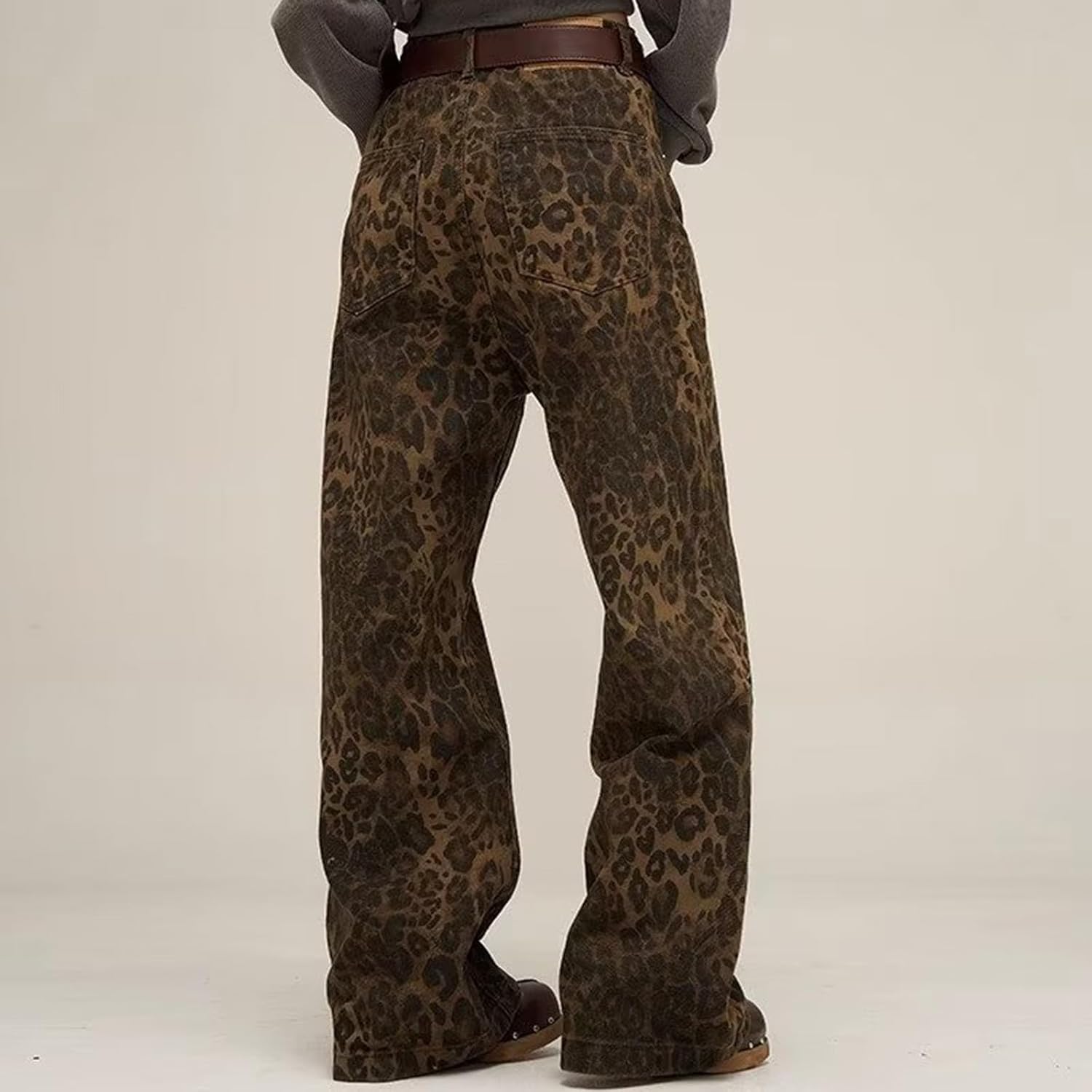 L’Appartement Leopard Side Line Pants 36 Leopard Print Pants | The Latest Scoop