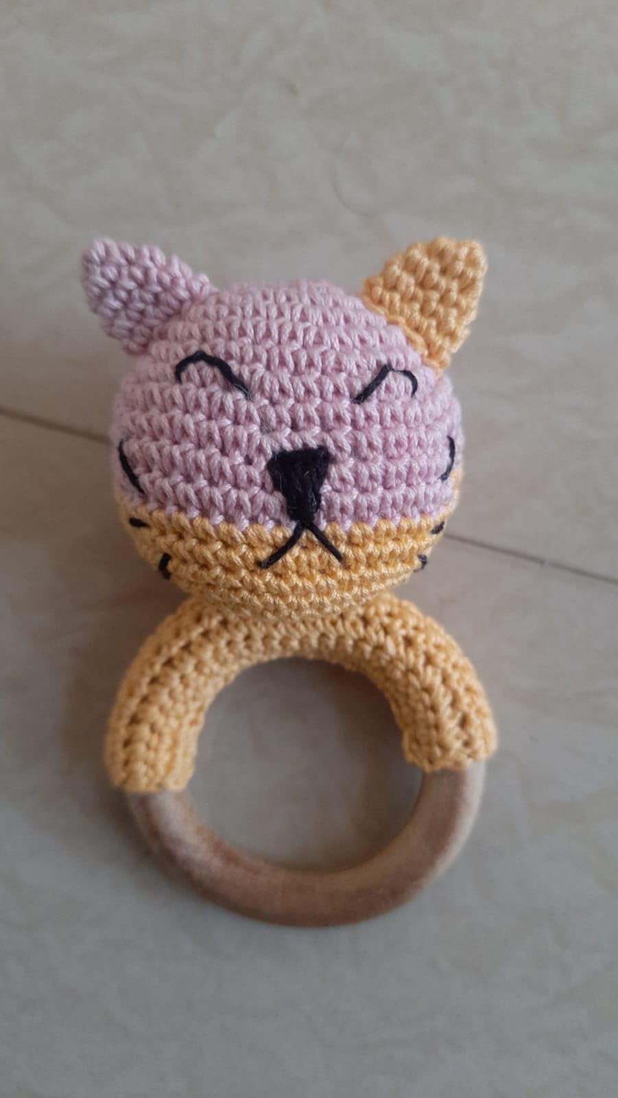 Wooden Baby Toys Crochet Sleeping Cat, Rattle Ring for New Born Kids,New Moms,Cotton Soft Toy, with Wooden Handel,Thanks Giving Gifts Music Shaker Rattle (Lavender Pink + Blossom Yellow)