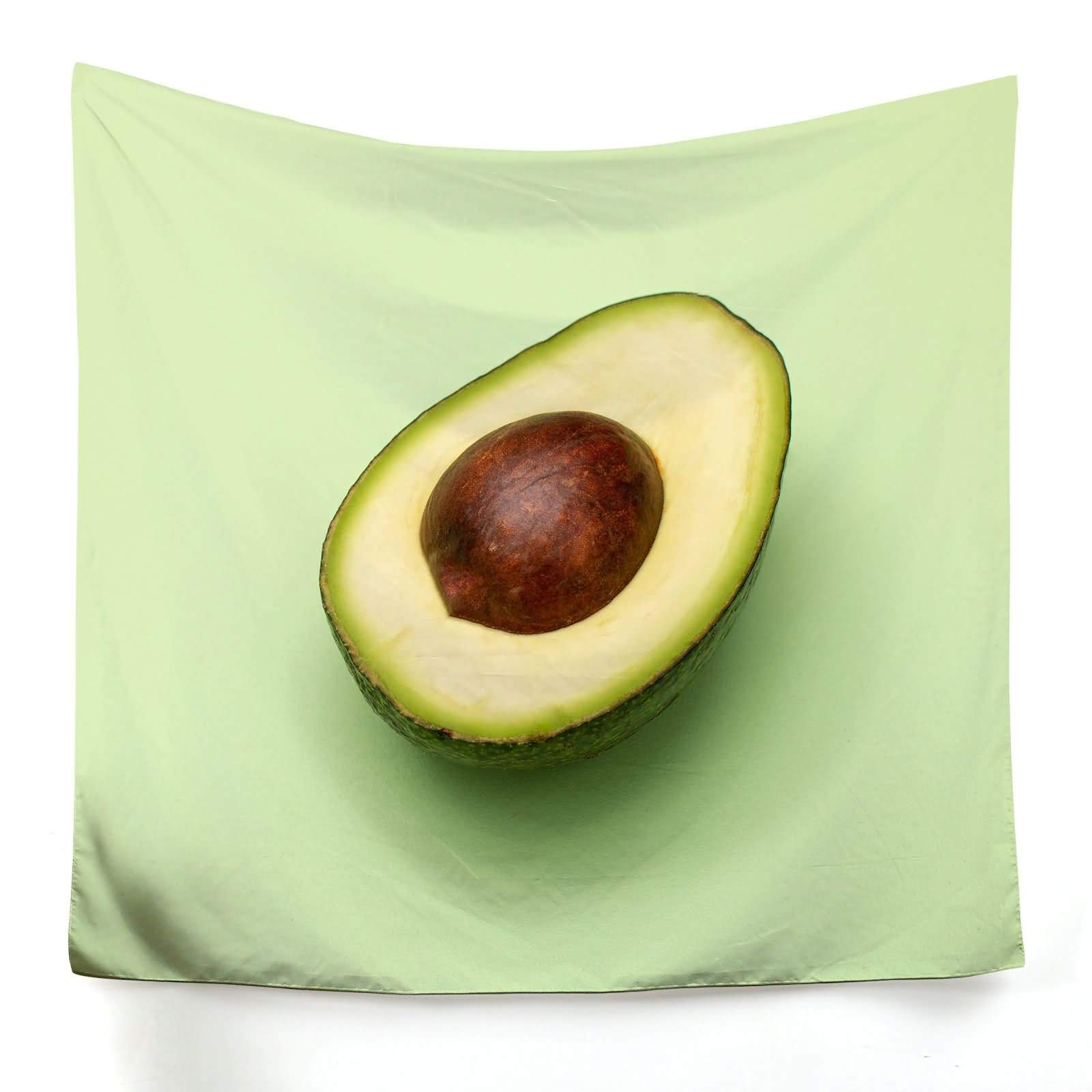 Tenture murale décoration avocat pour masquer un mur vide et illuminer une pièce sombre