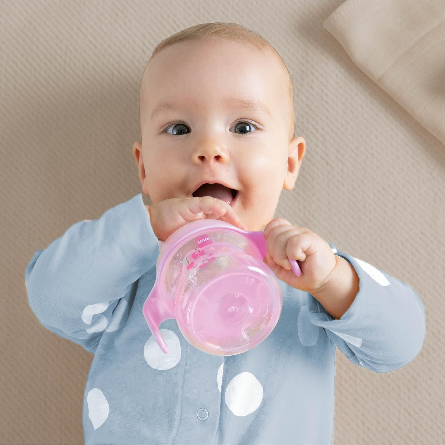 MAM Starter Cup Tazza bambini 150 ml Biberon acqua latte neonati 4+ mesi morbido beccuccio anti-goccia Borraccia neonato forma arrotondata manici antiscivolo Rosa