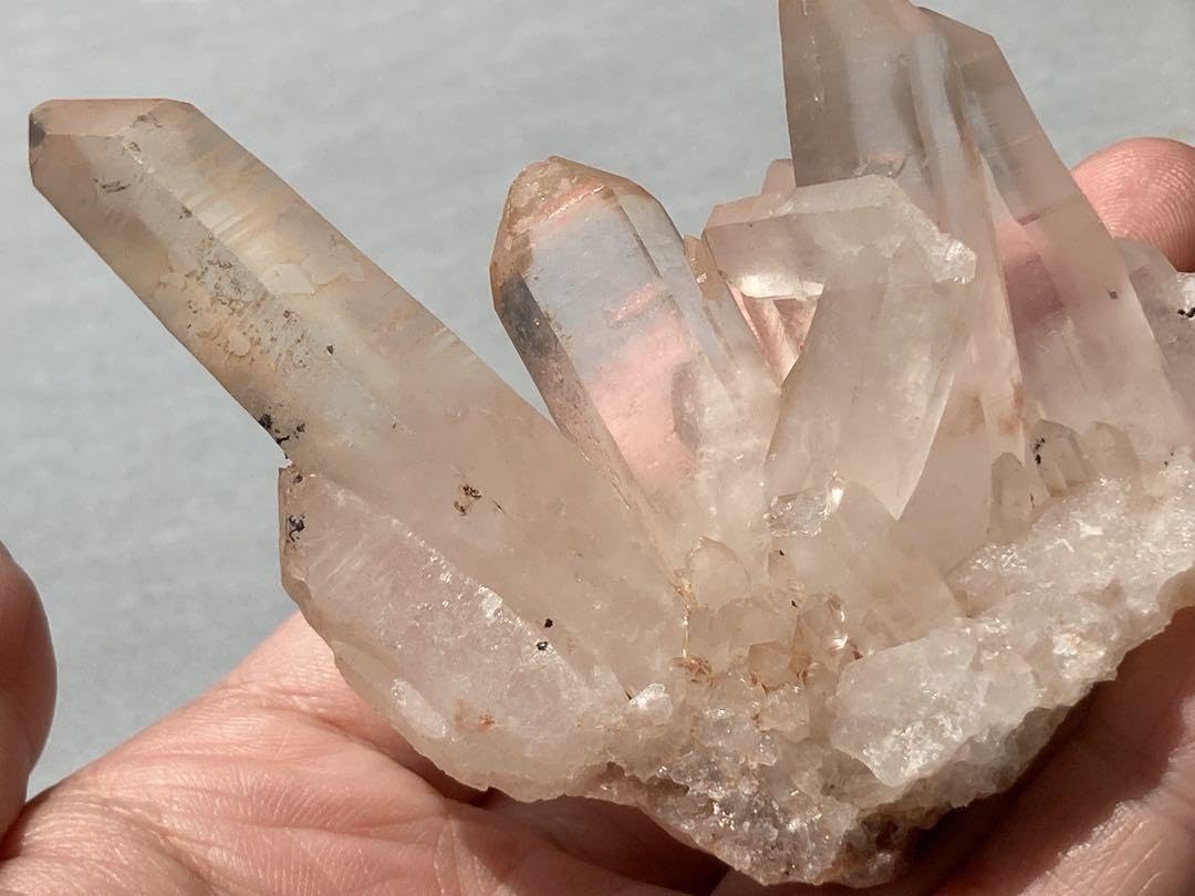 美しいクリアクォーツクラスター518g ブラジル産天然石在庫処分