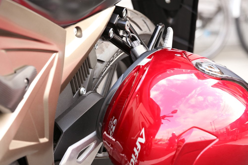 Amazon | キジマ(Kijima) バイクパーツ ヘルメットロック ホルダー