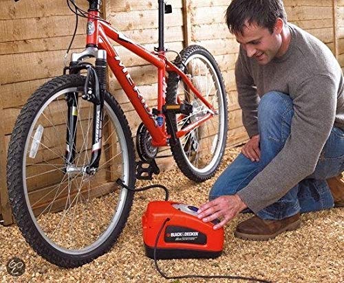 Black+Decker Compressor (11 bar / 160 psi, luchtpomp, digitale drukinstelling, kabelvakken, verlichte schaal, inclusief 3 ventielopzetstukken, instelring voor bar-getal, ASI300) meerkleurig rood/zwart - Afbeelding 3