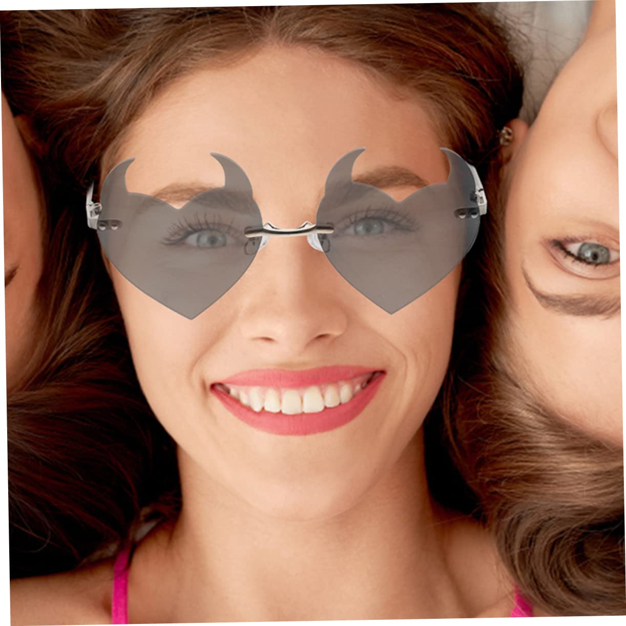 BESTYASH Occhiali Da Sole A Forma Di Cuore Occhiali Da Sole Da Donna Festa Heart Shaped Sunglasses Heart Sunglasses Occhiali Da Sole A Cuore Da Donna Occhiali Estivi Pc