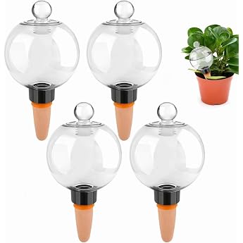 Pack of 4 Watering Balls 500 ml Water Dispenser Plants with Lid Automatic Plant Watering Watering Indoor Plants Plant Watering for Rooms Balconies and Garden Plants
