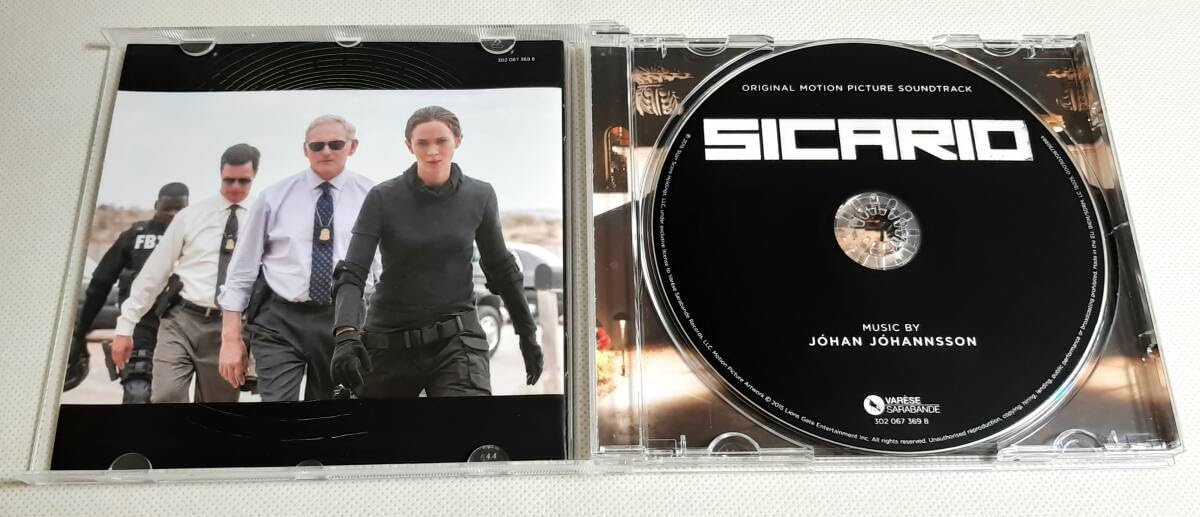 Amazon.co.jp: CD「映画 ボーダーライン SICARIO (2015年