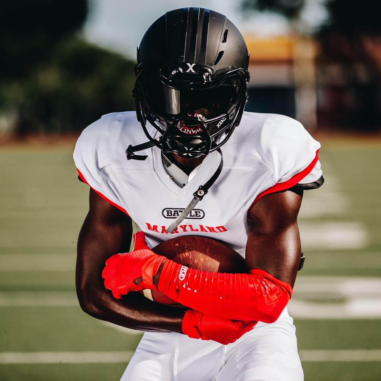 Battle Ultra-Stick Full Arm Sleeve – Compression Support Sleeves with Ultra-Tack Grip – Forearm and Elbow Protection, Single | Compression improves blood circulation, Boosts athletic performance, Stronger ball-carrying grip, Turf protection layer