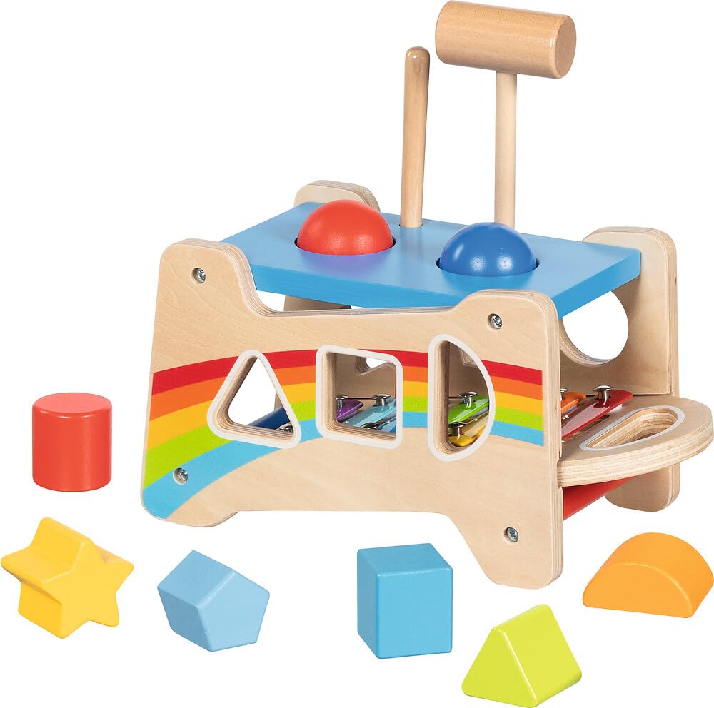 goki 58304 - Panca a martello con xilofono e funzione di smistamento, 12 pezzi, giocattolo motorio in legno con suoneria estraibile – panca 3 in 1, scatola di smistamento, xilofono