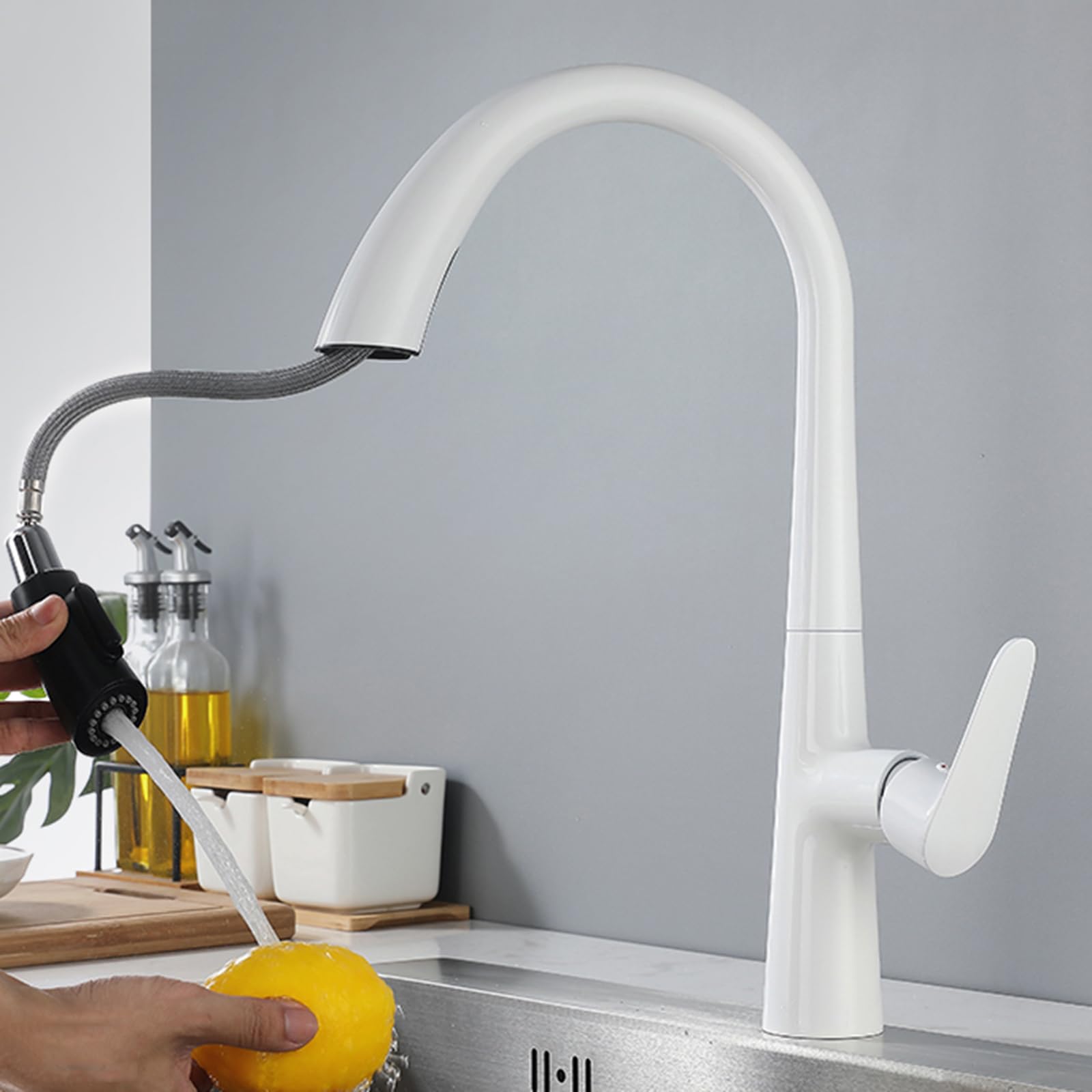 Mitigeur de cuisine avec douchette extractible haut de gamme en laiton blanc au design épuré