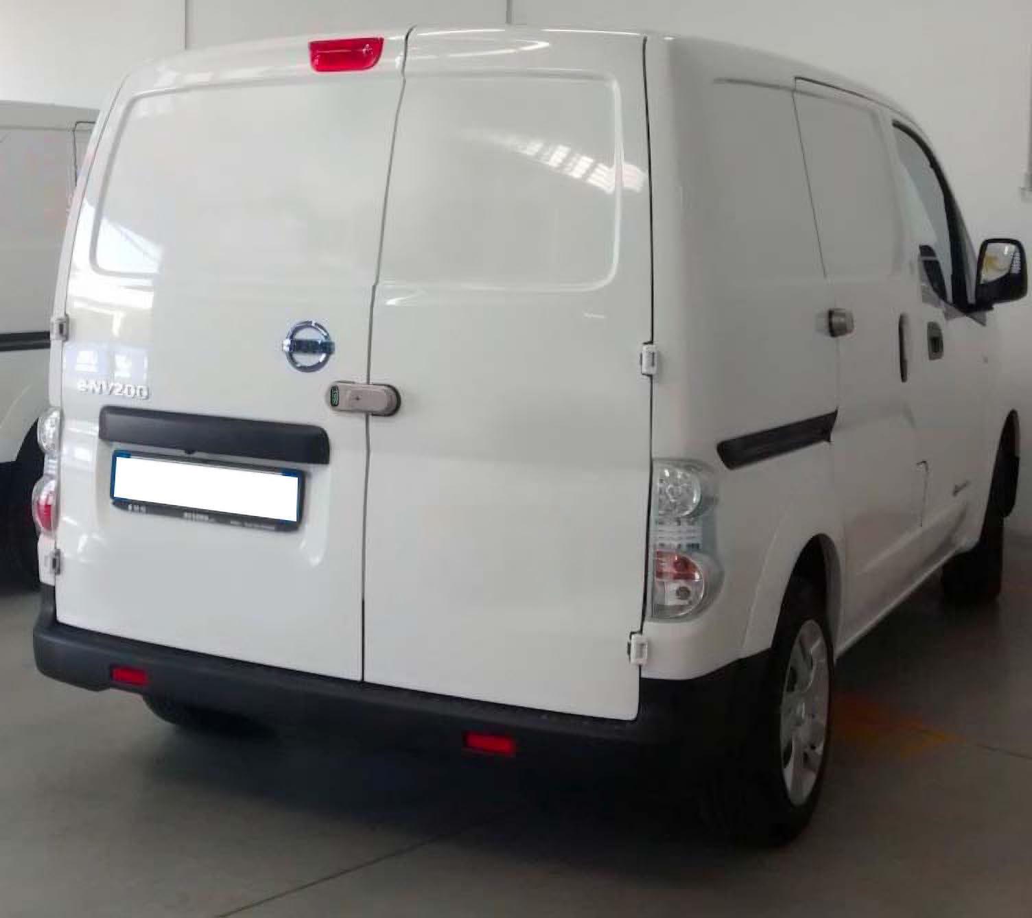 SST GateLock Van DOPPIO - Lucchetto Block Shaft per Furgoni e Veicoli Commerciali con Doppio Lucchetto, Massima Sicurezza con Cilindro e Piastre Rinforzate Anti-effrazione