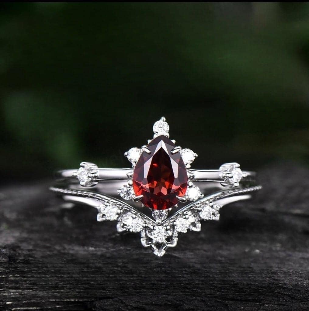 925 Silver Rose Gold Pear Shaped Red Garnet Engagement Ring Set For Women, Dainty Curved Anniversary Ring Set, Nature Inspired Anniversary Promise Ring Bridal Set