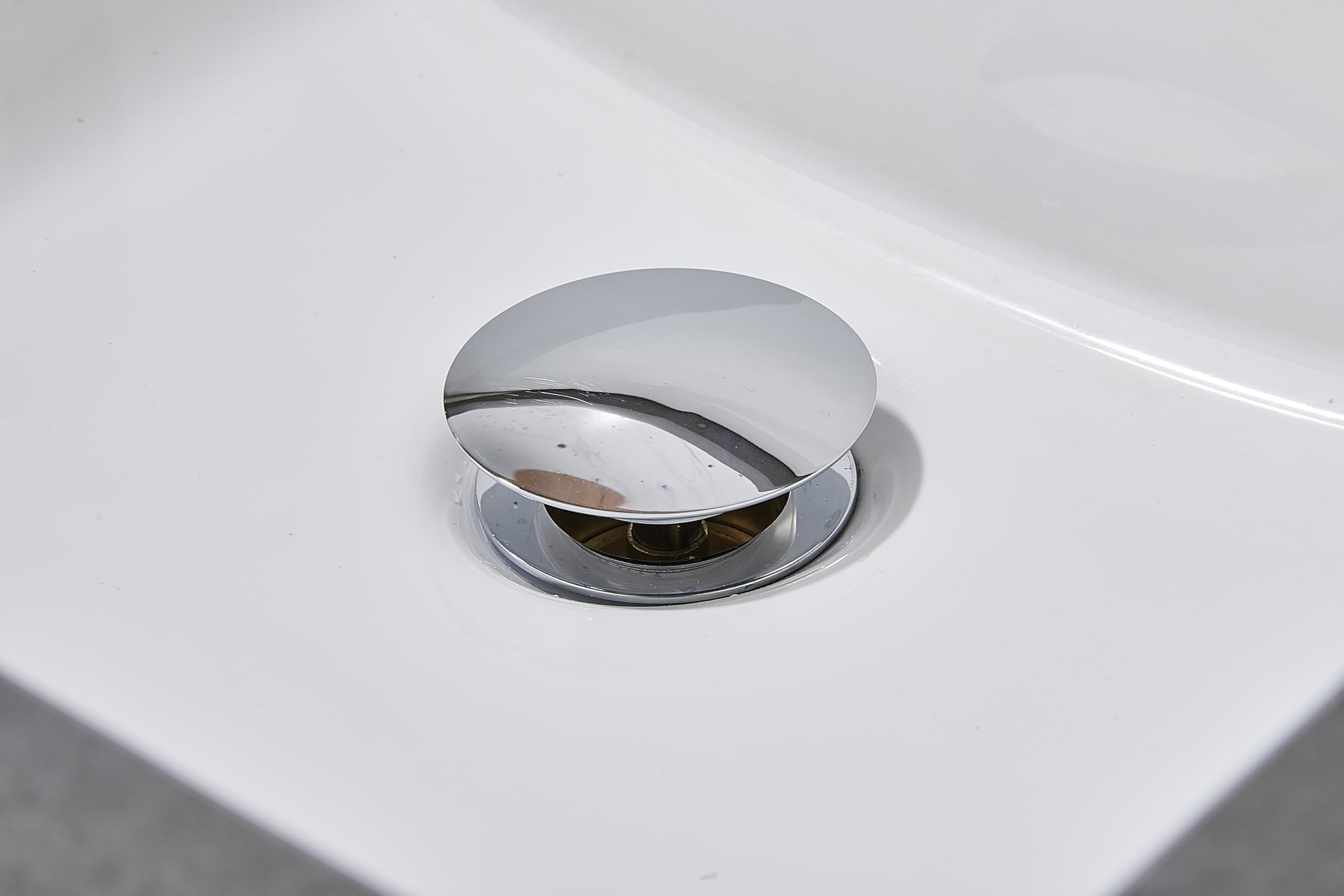 AVSIILE Siphon d'évier de salle de bain chromé avec trop-plein pour trou d'évier de 4,1 à 4,8 cm, entièrement en laiton antirouille et acier inoxydable 304