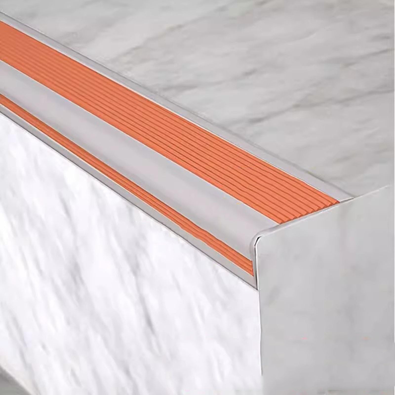 Paragradino In Gomma, Striscia Adesiva Antiscivolo Per Scale Da 5 M, In Gomma Resistente All'usura, Facile Da Installare - Per Interni/esterni, Aiuta Anziani E Bambini A Non Scivolare(Orange Red,3cmx6