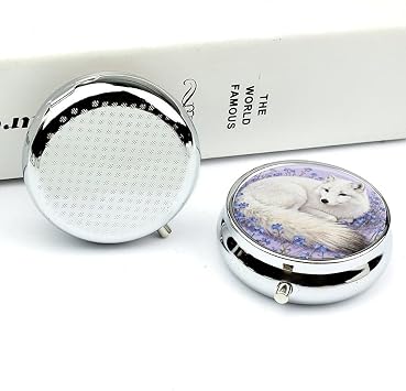 Arctic Fox in Violetsピルボックス 3コンパートメント トラベルピルオーガナイザー ポータブルラウンドメディシンケース ミラーデザイン ビタミン、ジュエリー、必需品用 丈夫なポケットピルボックス 財布、キャンプ用