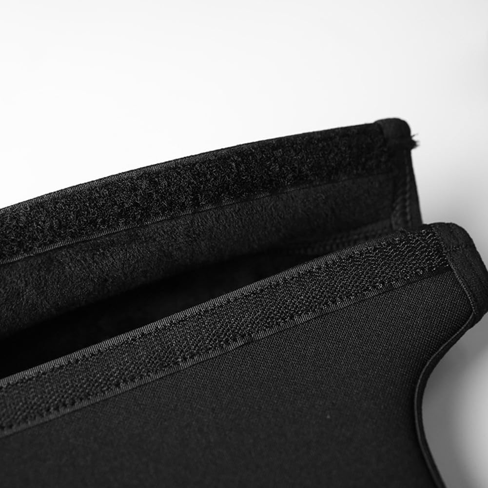 Guanti da kayak realizzati in neoprene progettati per il comfort negli sport acquatici