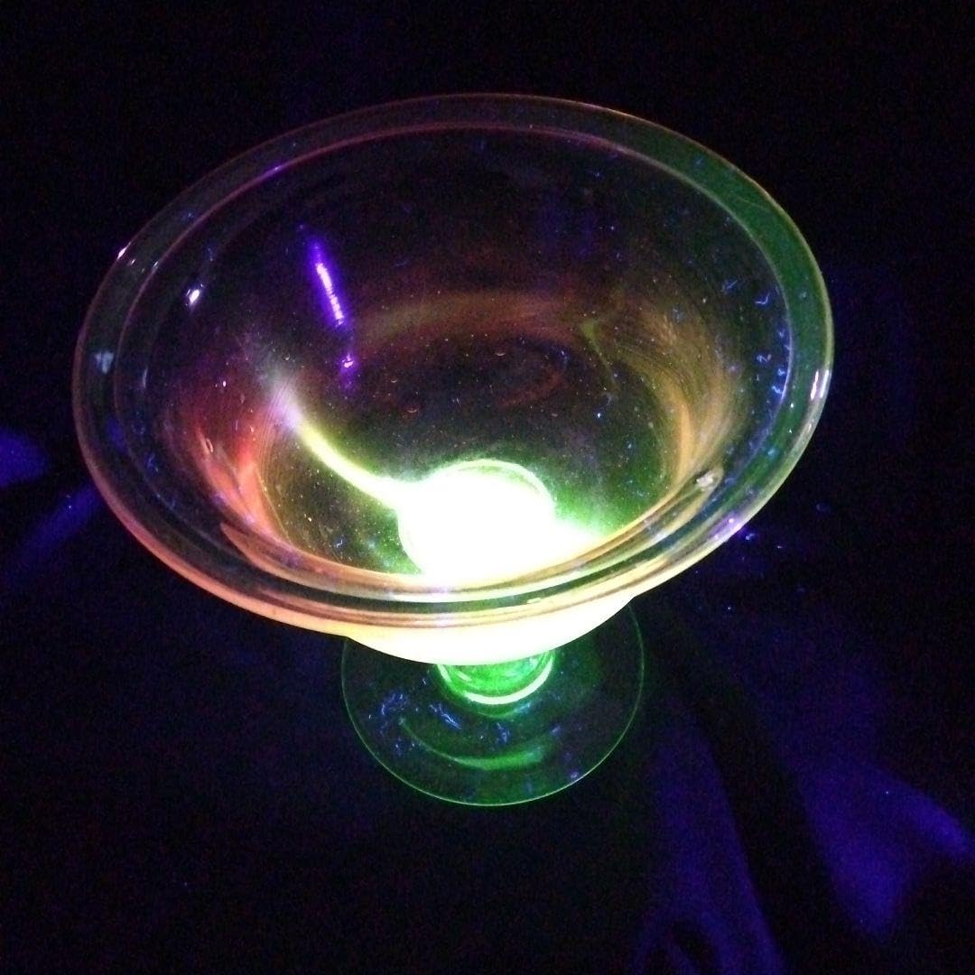 ウランガラス⚪アンティーク⚪デザート氷カップグラス【レア★ヴィンテージ】 Amazon.co.jp: ウランガラス アンティーク デザート氷カップ