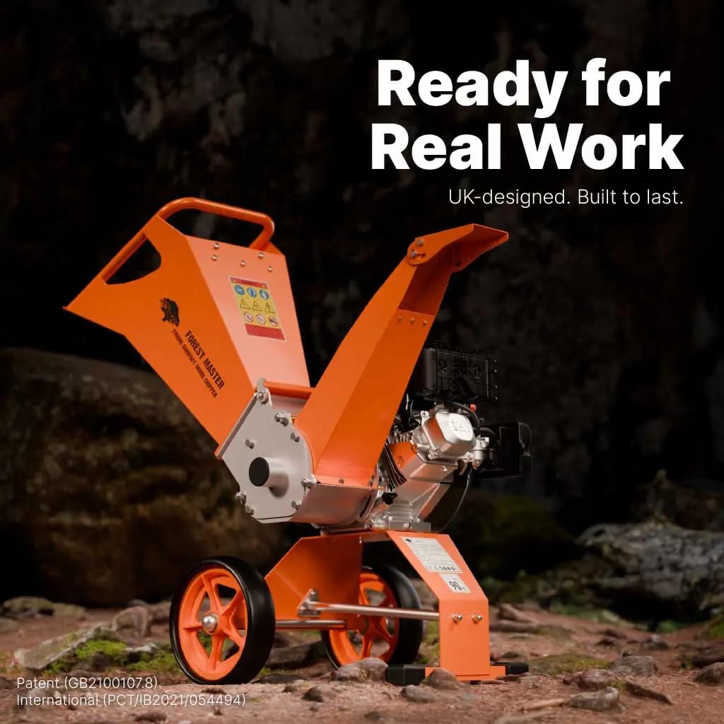 FM8DD - Cippatrice compatta per legno a benzina, motore da 8 HP per rifiuti da giardino, gestisce rami fino a 70 mm*, sistema di azionamento diretto con design anti-blocco, ingegnerizzata nel Regno