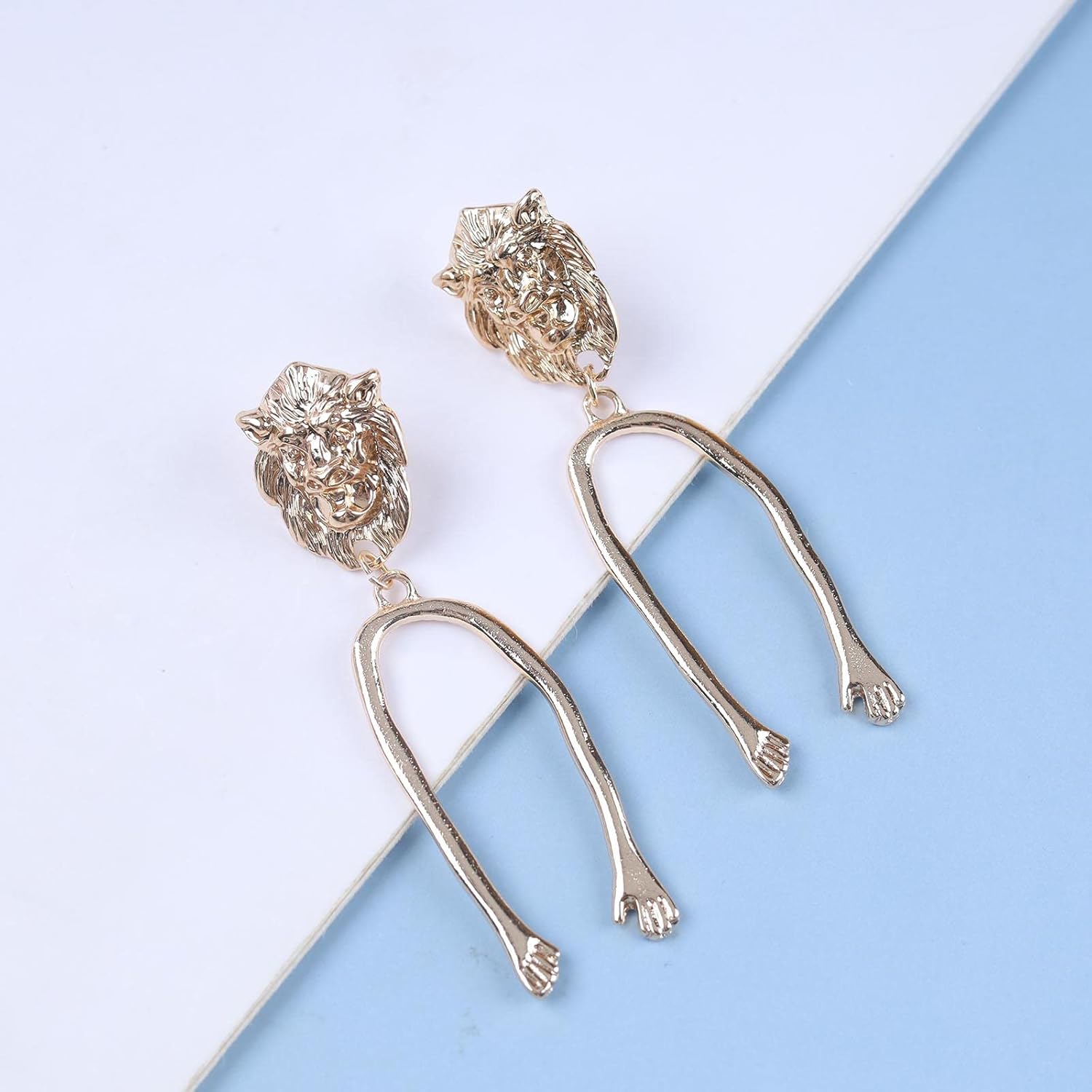 Andelaisi Boho Lion Stud Earrings Vintage Hand Dangle Earrings Gold Lion Head Earrings Animal Lion Earrings Jewelry for Women - Image 4