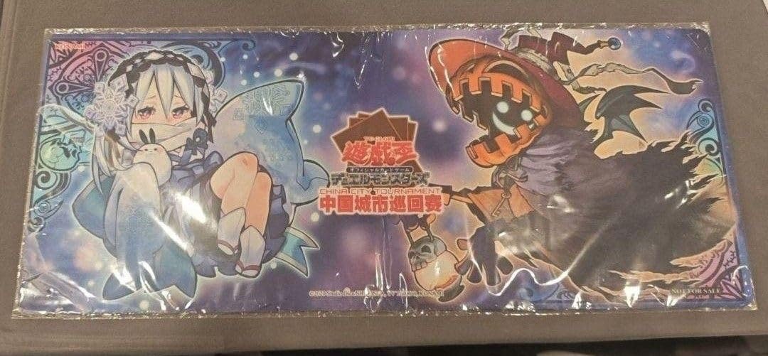 遊戯王　プレイマット　ハーフ　ゴーストリックの雪女　ランタン　中国公式 未開封品】ゴーストリックの雪女/ランタン プレイマット ハーフ