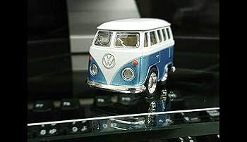 ●フォルクスワーゲン　ワーゲンバス　4台セット KinSMART 4台セット 1:64 Kinsmart フォルクスワーゲン バス