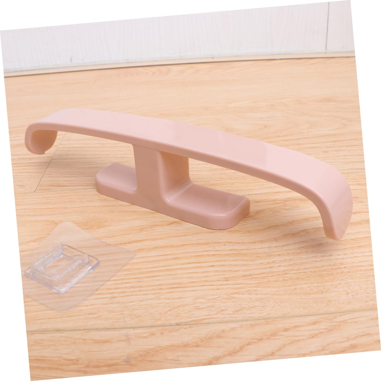 FOYTOKI 5Pcs Wall Mounted Sticky Shoes Holder Plastic Slippers Organizer for Bathroom Hallway Space Saving Hangers Pink for Adults