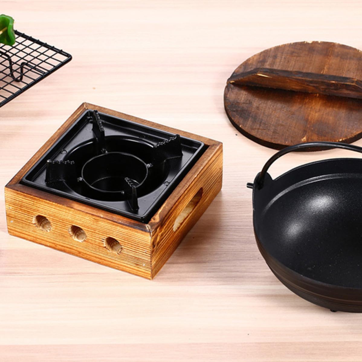 Olla de Hierro Fundido para Cocina, Práctica y Resistente al Óxido, con Asas de Madera y Fácil de Limpiar, Adecuado para Guisos y Sopas Caseras