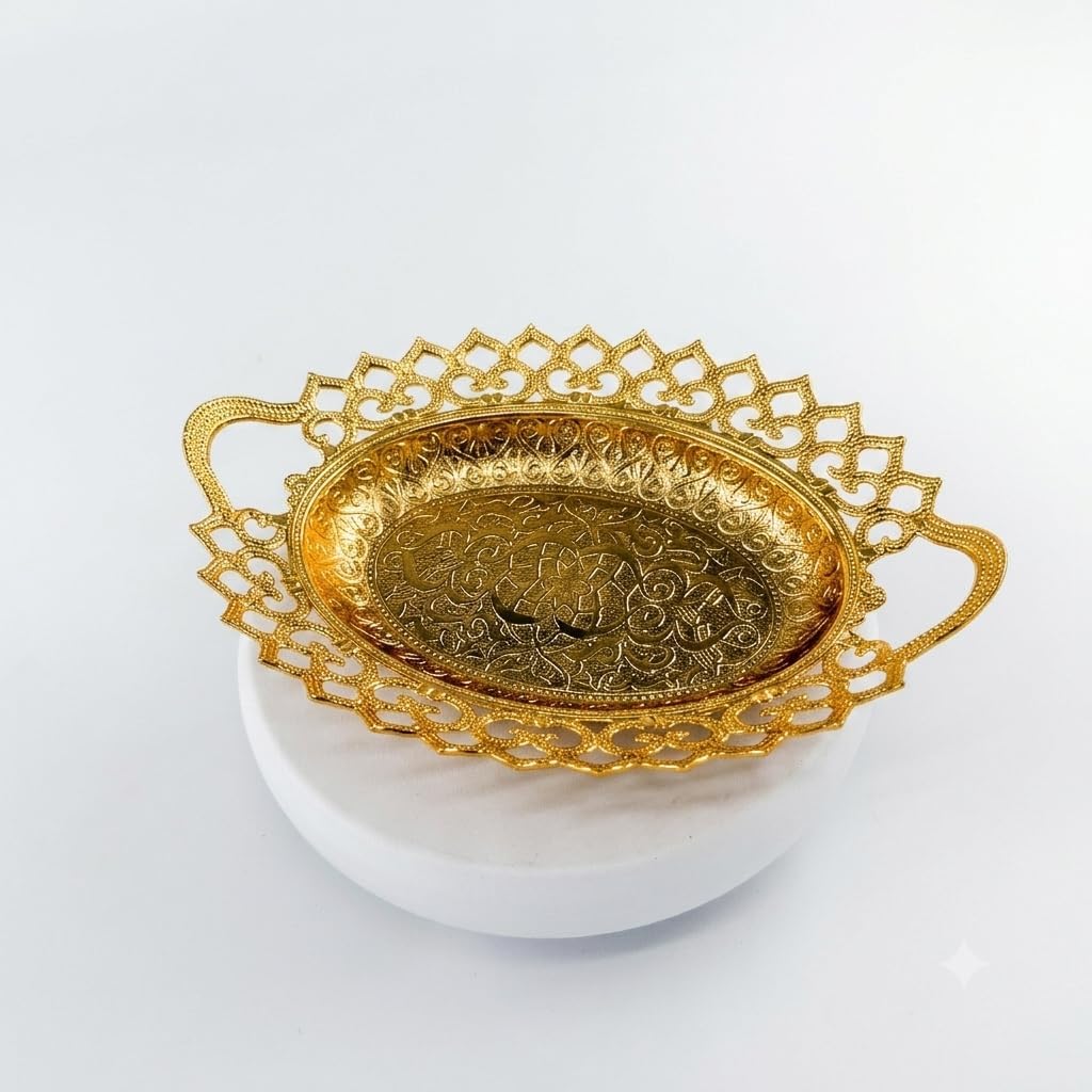 Alisveristime Metal Presentation Tray, Traditional Candy Dish (Gold) | Elegant serving tray with Arabic and Indian motifs. Perfect oval metal dish for traditional dates, candy or chocolate.