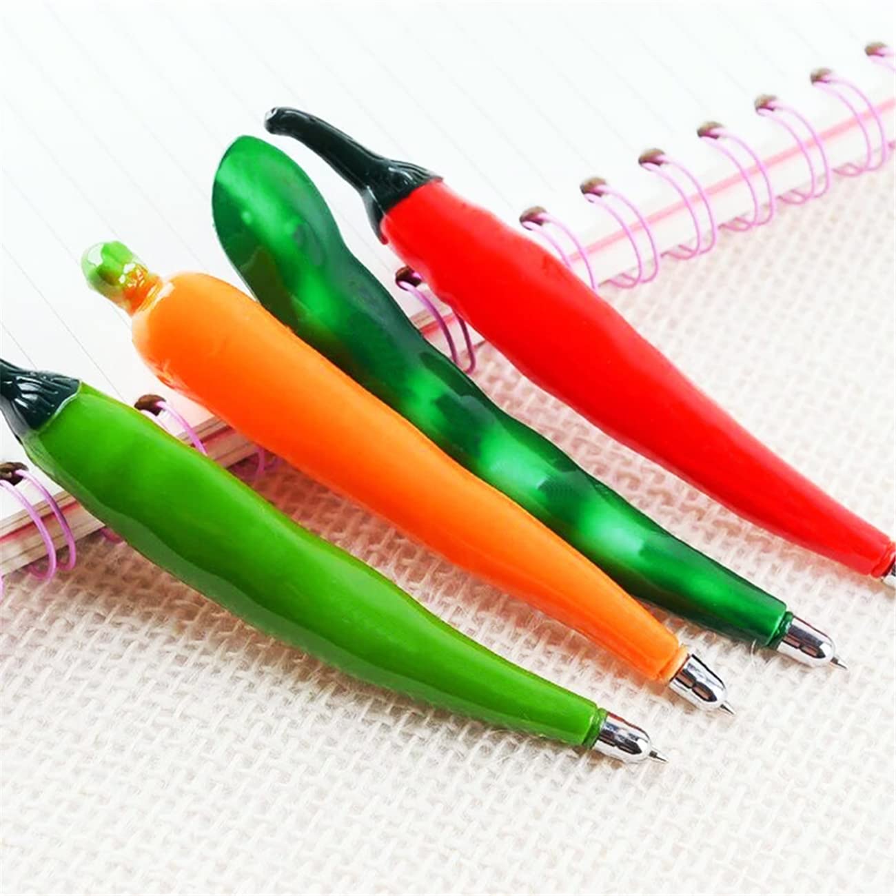 Lot de 10 stylos à bille en forme de légumes ou de fruits, style dessin animé, pour l'école, cadeaux de Noël