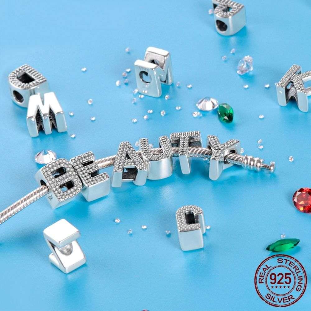 BEEUVIP L Abalorios Charms Colgantes de Alfabeto Cuentas Plata de Ley 925 con Circonita cúbica Transparente Compatible con Pulsera Pandora & Europeo, Charms de Letra para Mujer El estilo C