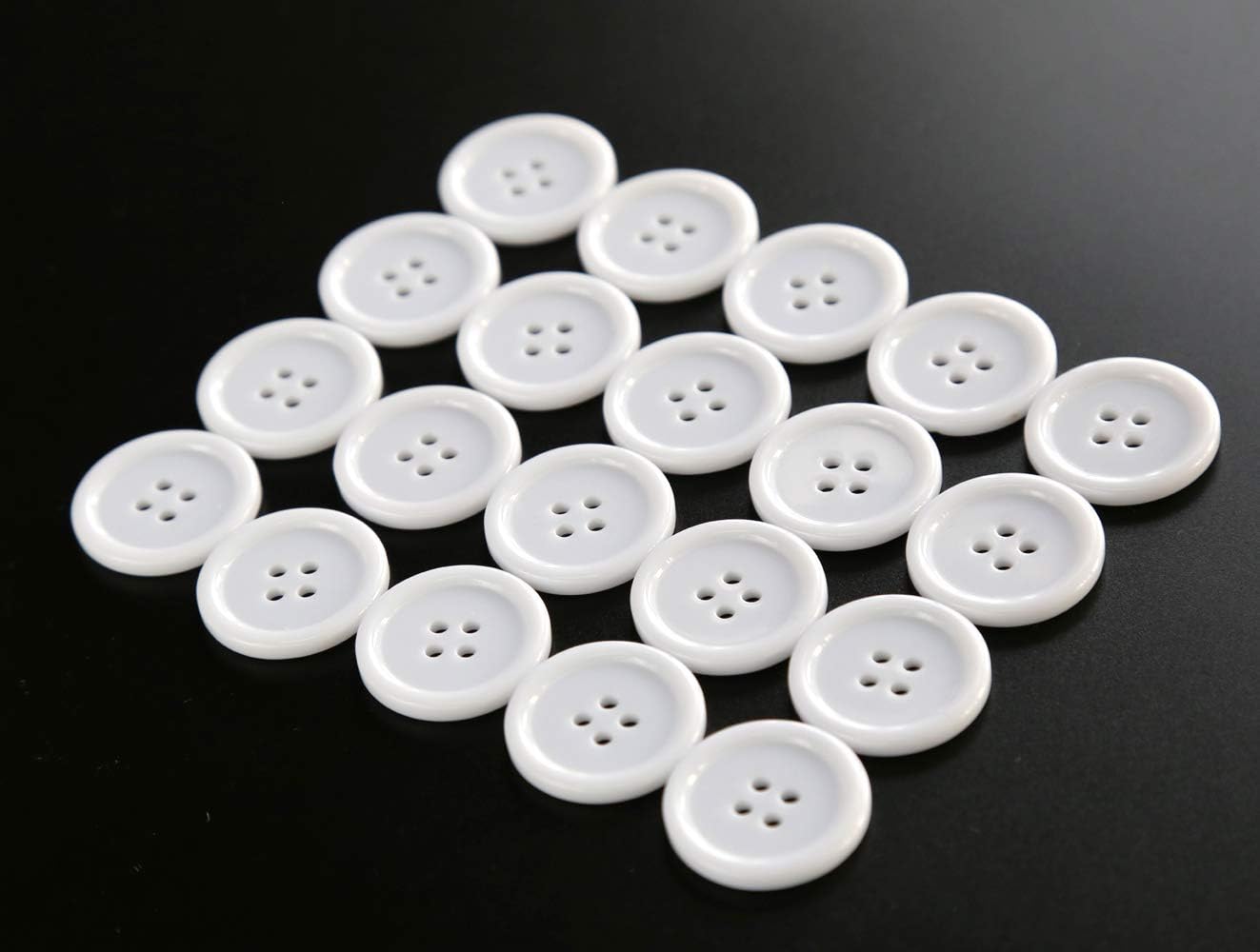 GANSSIA 7/8 Inch White Button 22.5mm Resin Buttons Sewing for Garment and DIY Craft Scrapbooking Pack of 70 Pcs