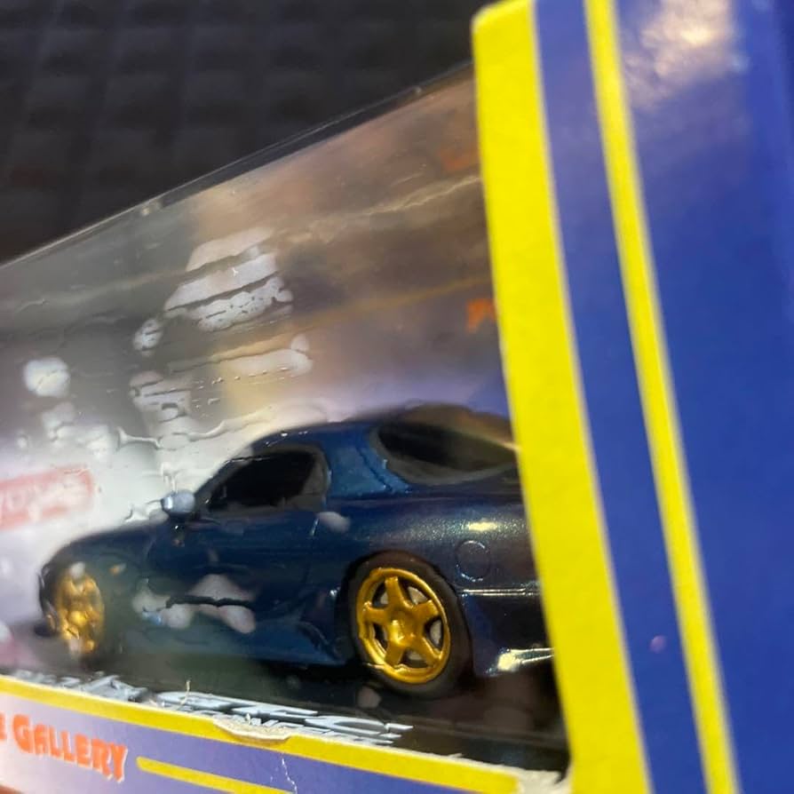 RX-7 FD3s 43分の1ミニカー(箱有り)