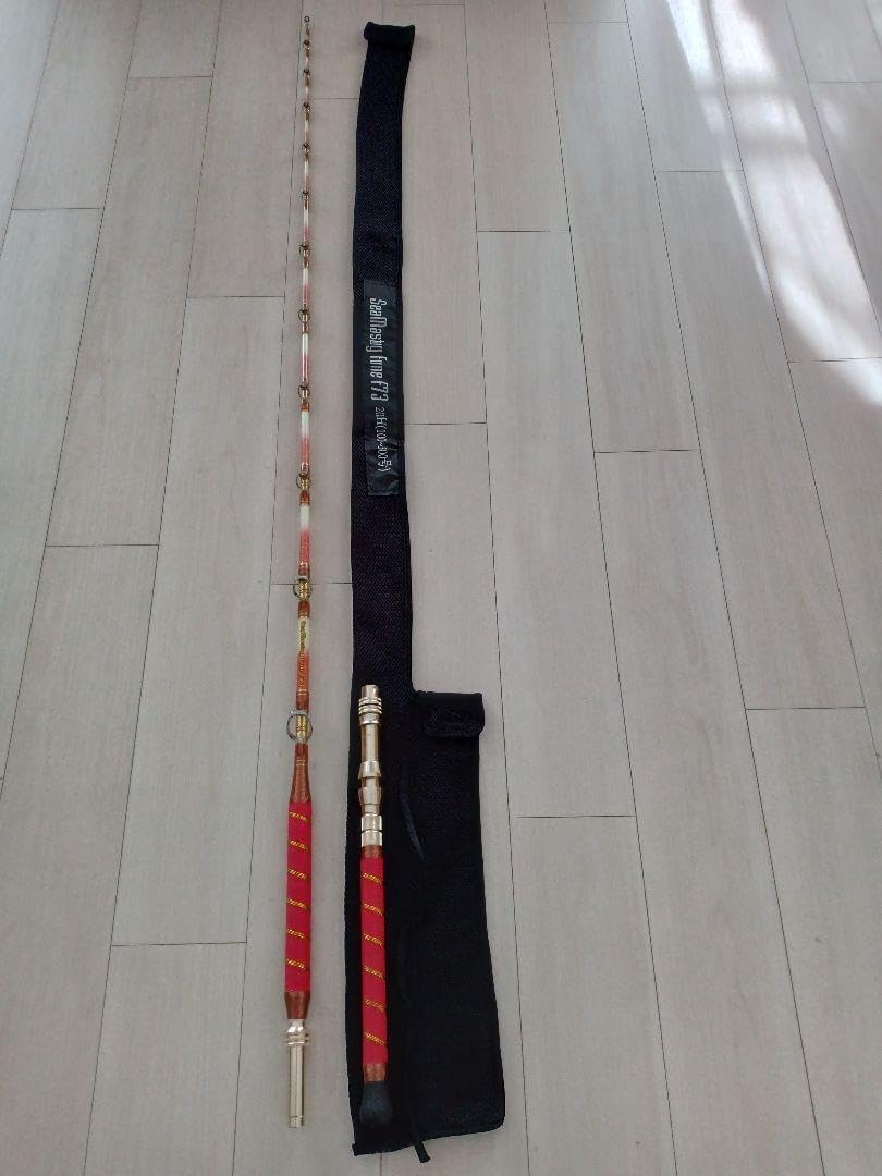 エルメス カレ90《草原》大判スカーフ 花 昆虫 蝶 トンボ シルク タグ付き エルメス カレ90《草原》大判スカーフ 花 昆虫 蝶 トンボ シルク