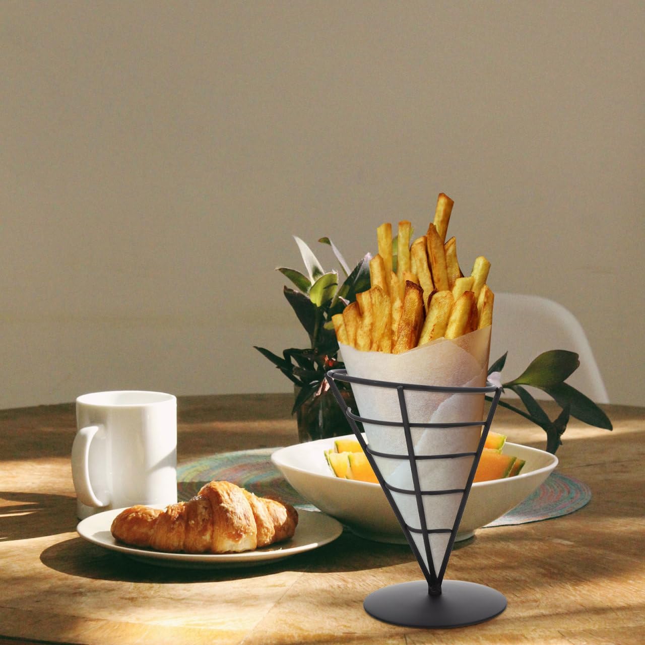 French Fry Holder: Black Wire Cone Snack Basket Stand - Spiral Appetizer Food Serving Rack for Restaurant Owners and Party Hosts for Fried Chicken Chips and Popcorn Display