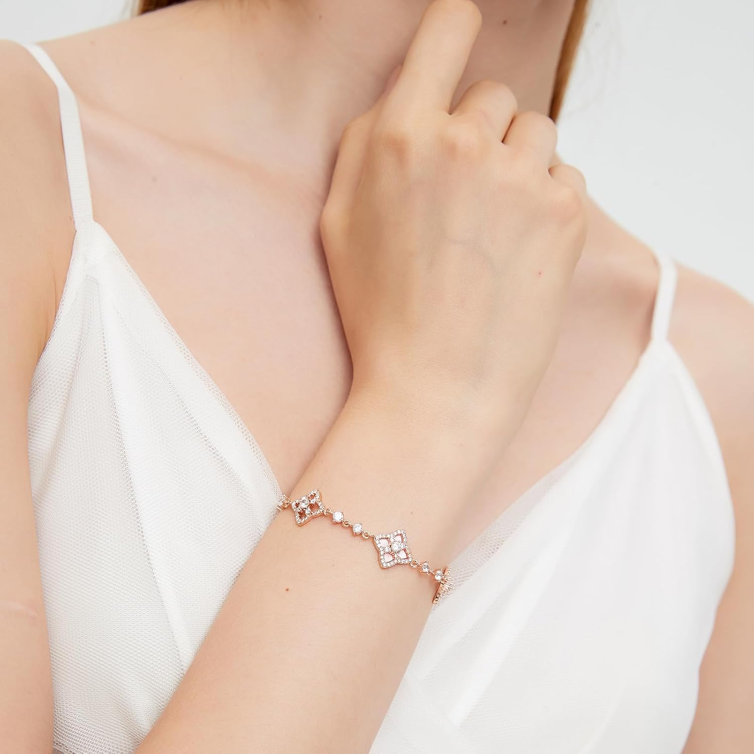 Women's 18K Gold Plated Clover Bracelet with Natural Shell - Four Leaf Lucky Charm Dainty Link Bracelets Jewelry for Women, Trendy Birthday/Mother's Day Gift - Image 2