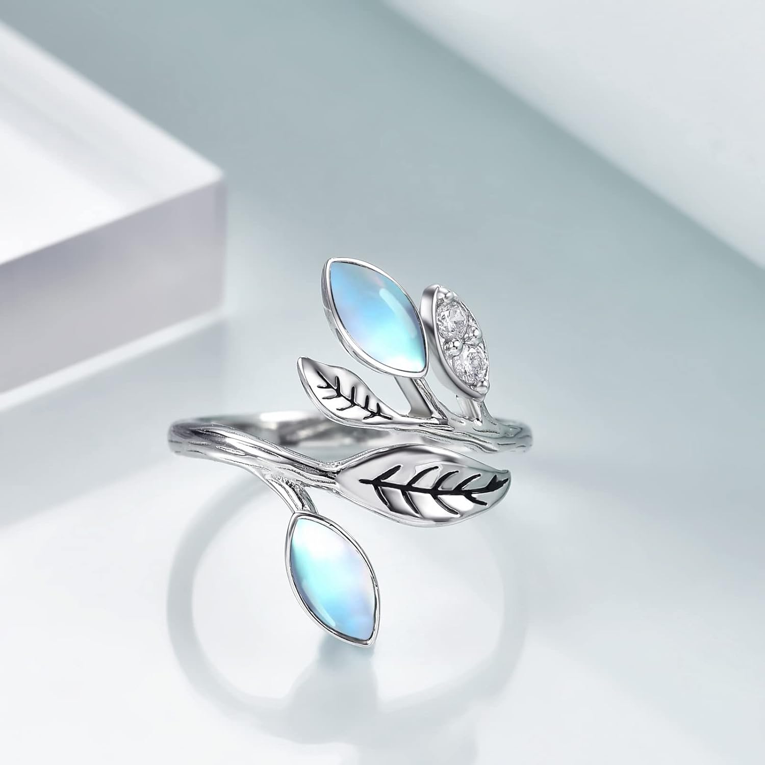 AOBOCO Adjustable Leaf Ring for Women Sterling Silver Leaf Birthstone Rings Christmas Birthday Anniversary Jewelry Gifts for Women Dimensions(6# to 9#)